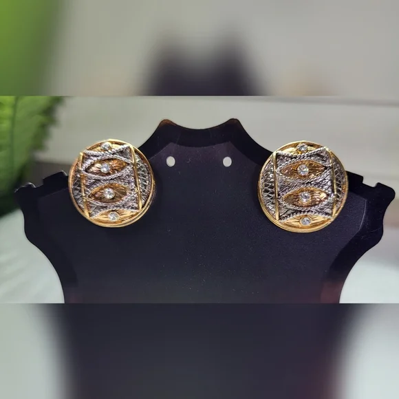 Gold and Silver Mixed Metal Circle Stud Earrings / Clip-on - Picture 3 of 5